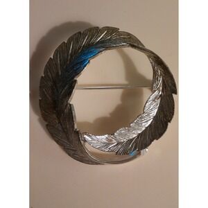 Silver Leaf Jewelry, Vintage, Circular leaf brooch, mid century silver color pin